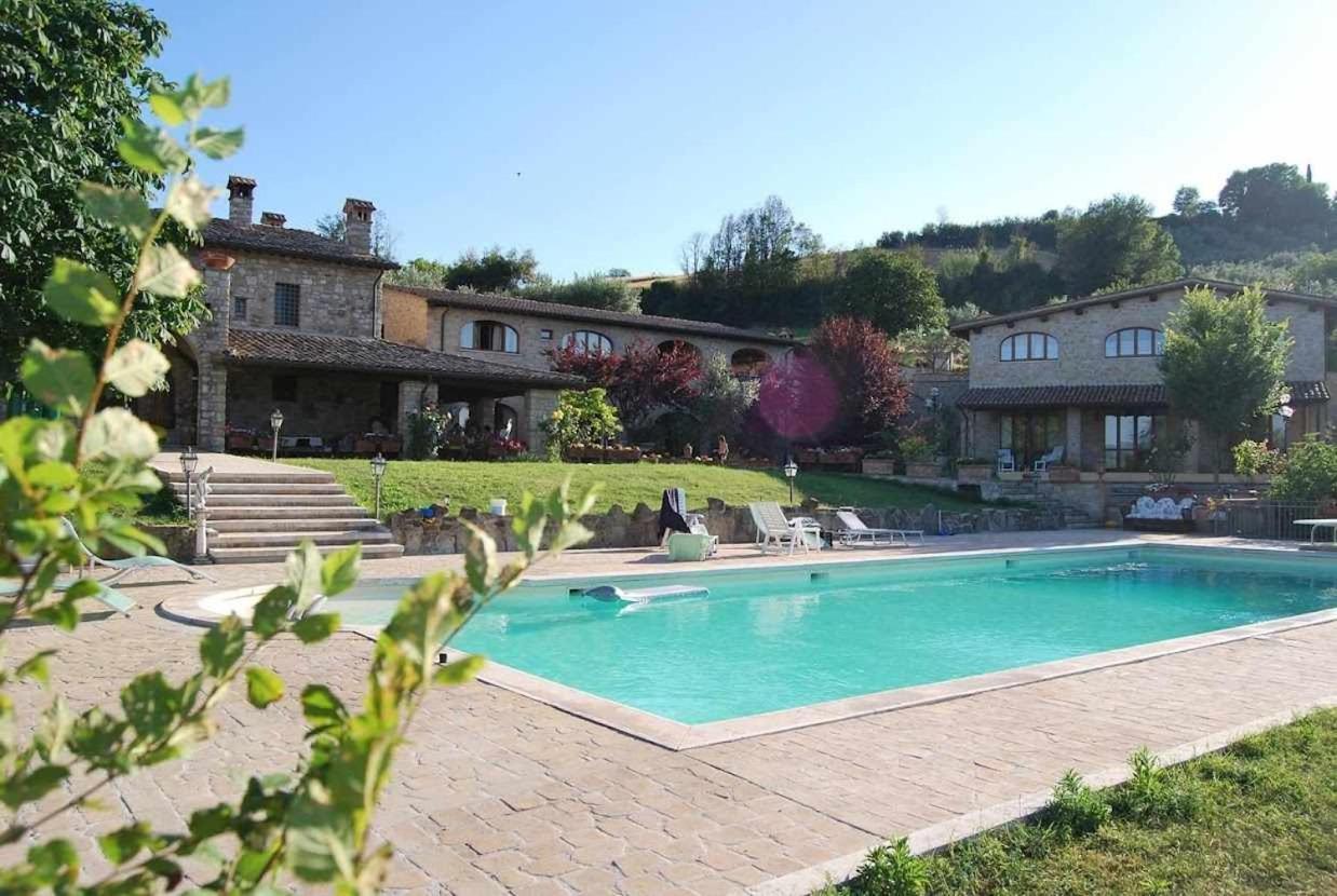 Residenza Collefiorito Aparthotel Todi Eksteriør bilde